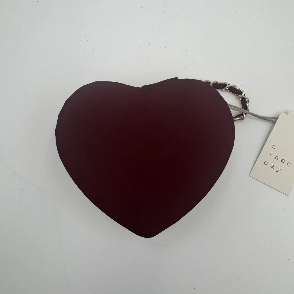 A New Day Heart Travel Jewelry Organizer Box Red Zip Case Ring Strap Pouch NWT